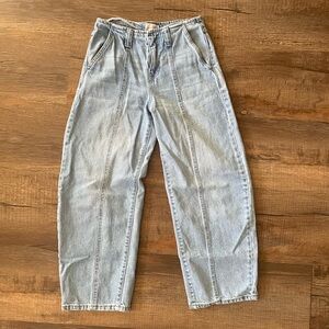 Universal Thread Barrel Jeans